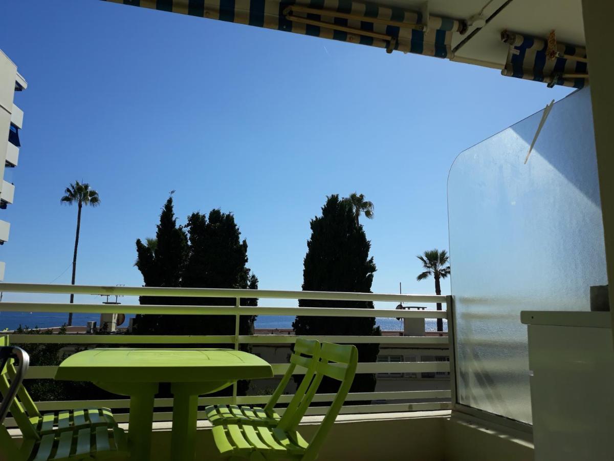 Location De Vacances A Juan Les Pins Appartement Vue Mer 外观 照片